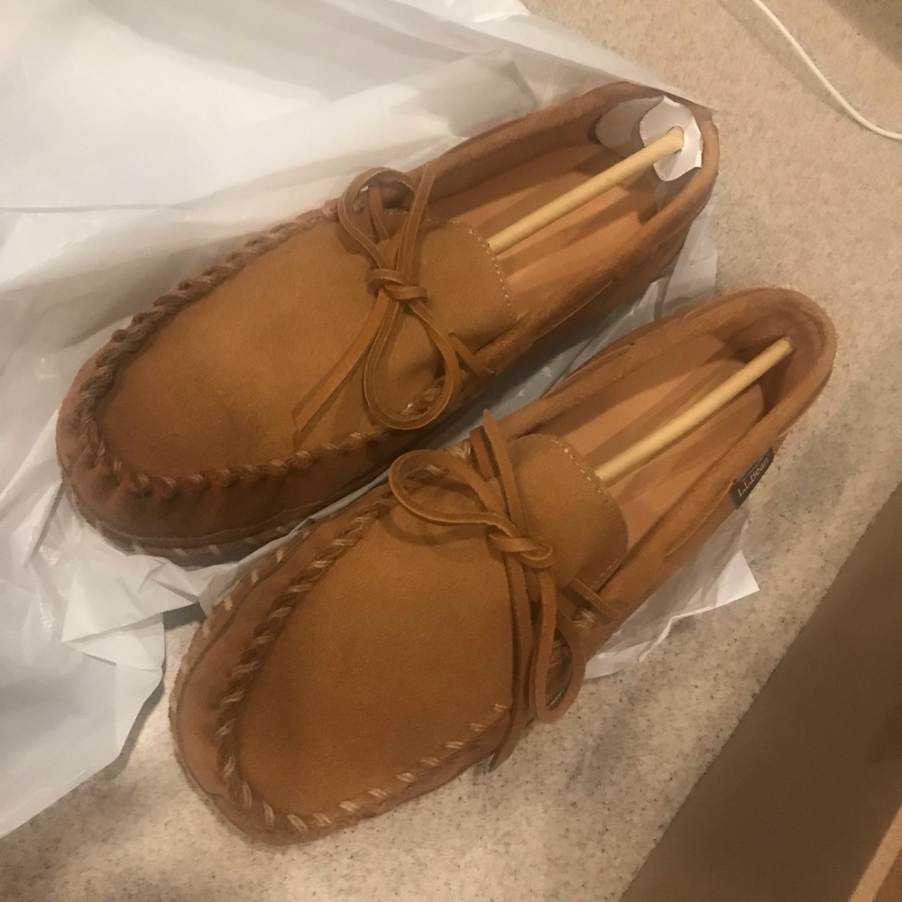 L.L. Bean Men’s slippers